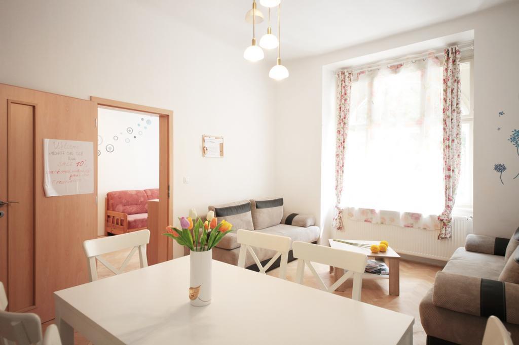 Condo In Vinohrady Прага Экстерьер фото