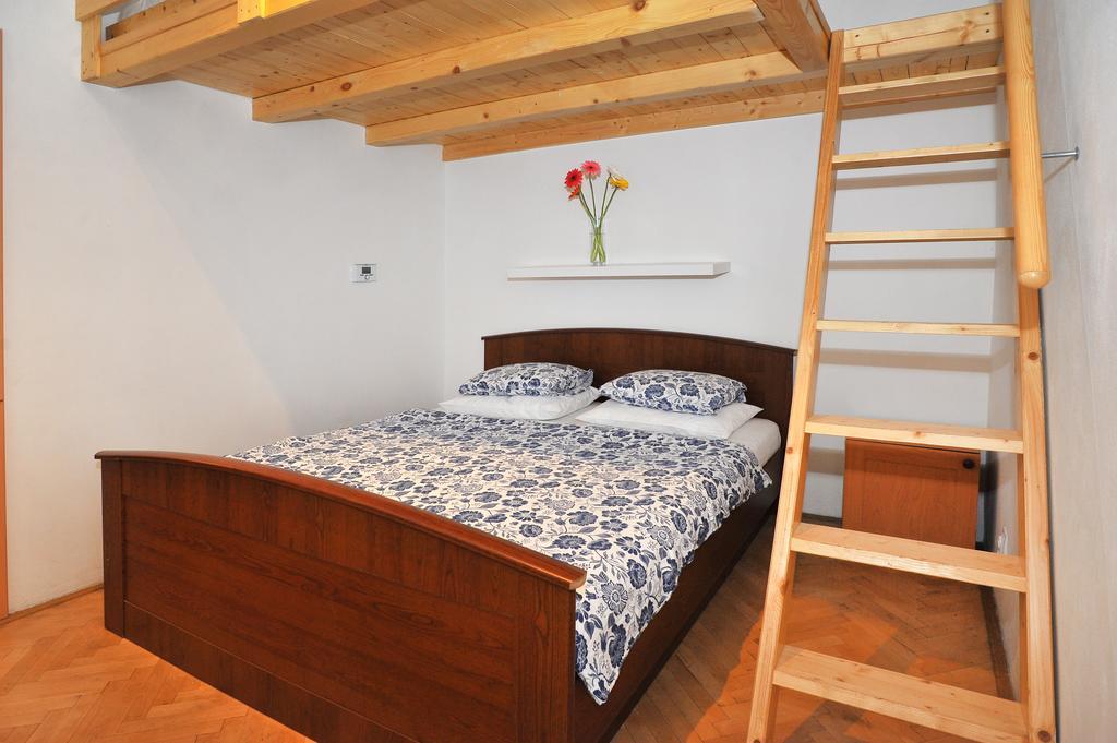 Condo In Vinohrady Прага Экстерьер фото
