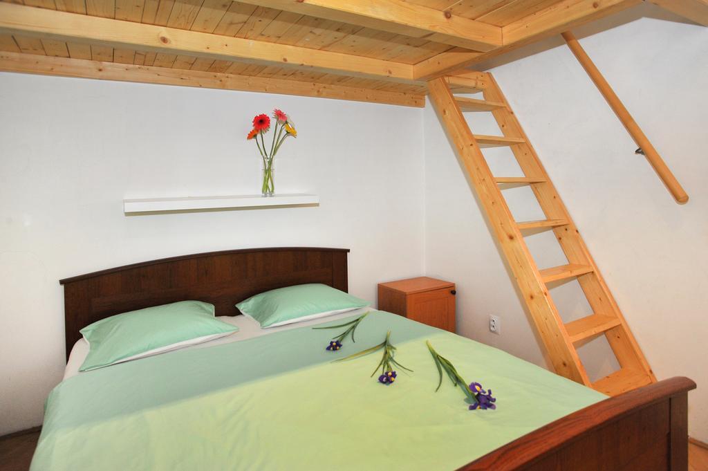 Condo In Vinohrady Прага Экстерьер фото