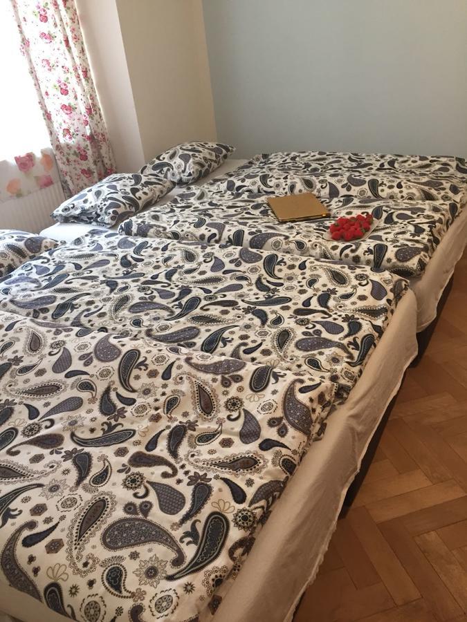 Condo In Vinohrady Прага Экстерьер фото